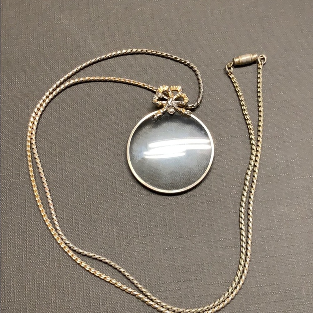 Vintage looking glass/magnifying glass